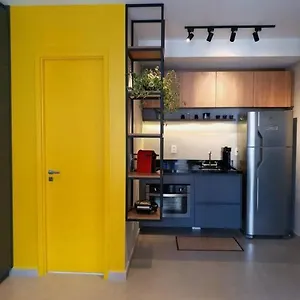 Metro, Ibira, Polo Medico Com Vaga Apartment *