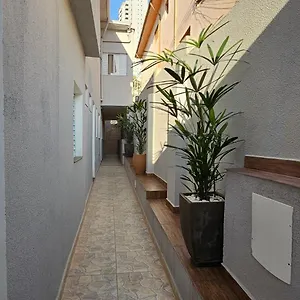 Sala 1 *