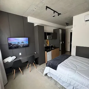 U_x | Lindo Na Bela Vista Proximo Ao Hospital Sirio Libanes A 100 Metros Apartment *