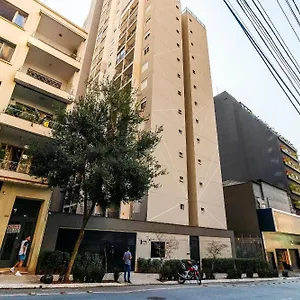 Living For Consolacao Apartment