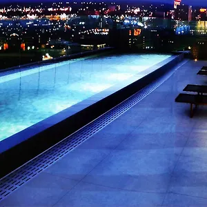 Aconchego: Comfort With Pool, Gym & Ac Apartment *