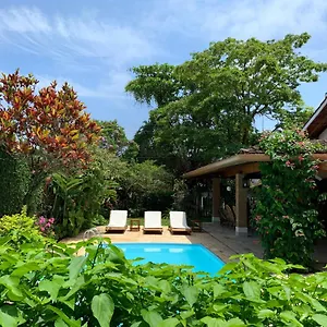 Casa Com Piscina Em Ubatuba-itagua