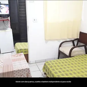 Kitnet 2 Quartos, Independente, Perto Do Metro Com Tv, Frigobar, Fogao E Microondas *