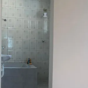 Residencia Ruiz Homestay *