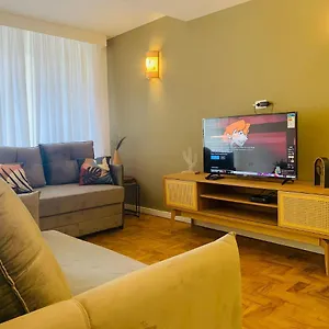 Lindo Sobrado Apartment