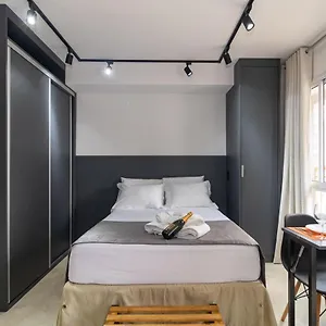 Estudio Moderno Em Pinheiros Com Ac E Rooftop * Sao Paulo