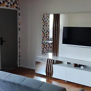 Apartment Big Close To Allianz Park