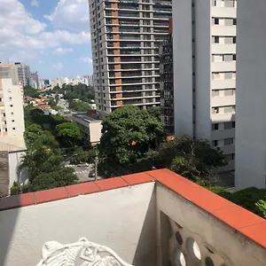 Duplo Amplo Com Varanda Em Homestay Sao Paulo