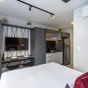 Charlie Alves Guimaraes Pinheiros Apartment *