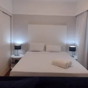 Conforto E Comodidade No Itaim Bibi-apto 804 *