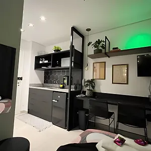 Apartment Proximo Ao Teatro Renault E Hospitais *