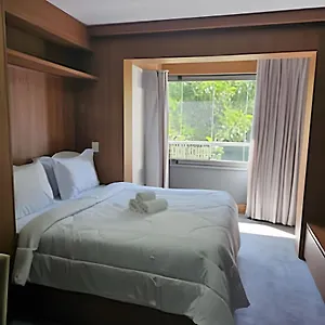 Cf Urban Apartment *