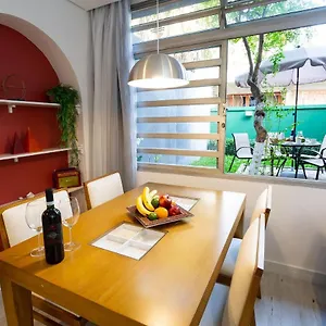Com Quintal Em Alto De Pinheiros Apartment