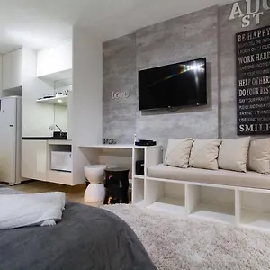 Ap Luxo Augusta Ua 214 Anuncio 1 *