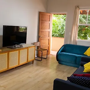 Apartment Apartamento Com Jeito De Casa Recem-reformado Sao Paulo