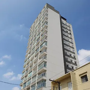 360 Praca Da Arvore Apartment
