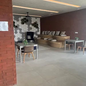 Super Metro Fradique Coutinho, Perto De Tudo! * Sao Paulo