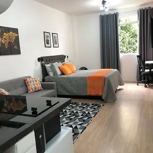Prox 25 De Marco, Republica , Jose Paulino. Apartment