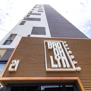 Apartment Setin Brooklyn *