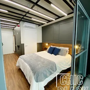 Apartment Chic Black Design - Zpinheiros
