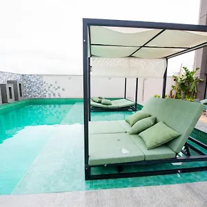 Excelente V915 Olimpia Apartment