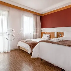 & Coracao Da Faria Lima , Conforto Seus Hospedes, Duas Camas , King Size , Solteiro Box *
