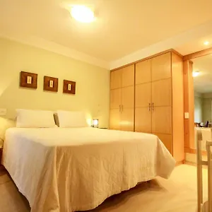 Duplex Place Vendome! Moema, 58m2, Amplo, Conforto, Luxo! Servicos, Estacionamento, Internet, Metro! Sao Paulo