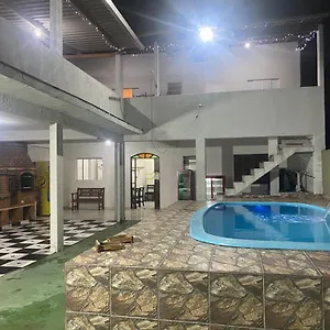 Otima Casa Com Piscina Em Praia Grande * Sao Paulo