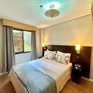 Times Square Jamaris 100 - Uh 211 Hotel *