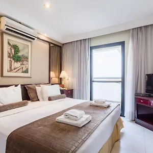Landmark Duplex Cobertura
