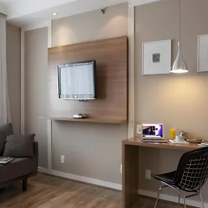 The Universe Executive Flat 3*