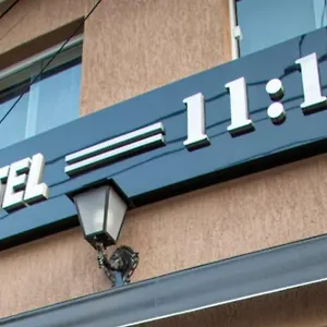 1111 Hostel *
