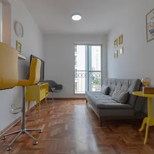 Proximo Avenida Paulista, Sirio E Fgv