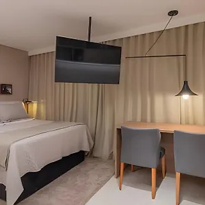 | Metro Oscar Freire Apartment *