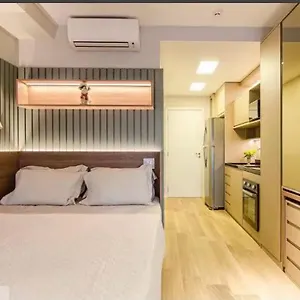 Staycy Pinheiros *